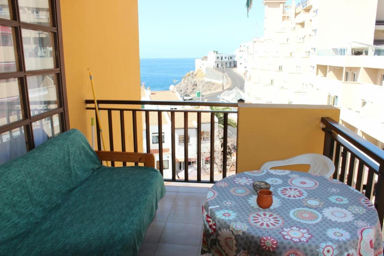 Apartment With Ocean View Tenerife Просторный Апартамент С Видом На Океан Первая Линия Тенерифе Puerto de Santiago  Exterior photo